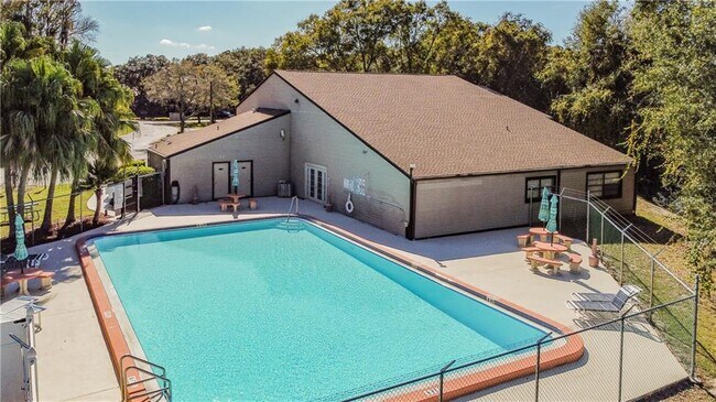 Building Photo - 11616 Baywood Meadows Dr