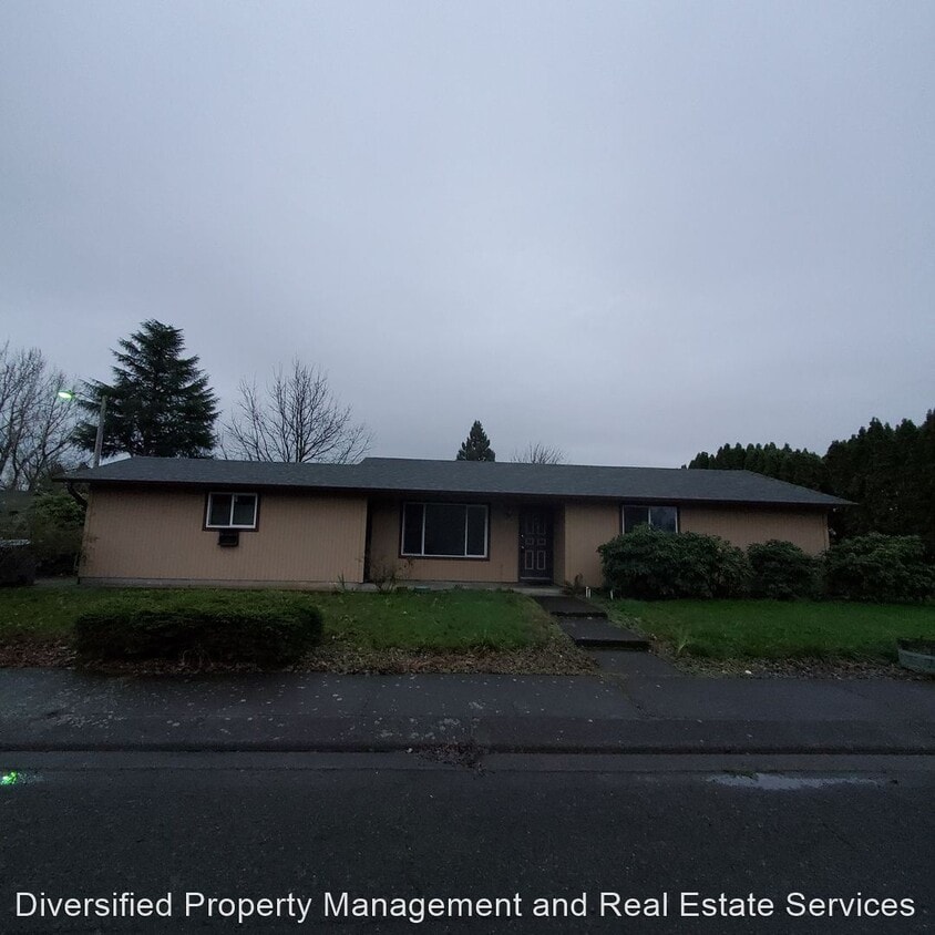 Primary Photo - 3 br, 1 bath House - 1004 Tudor Pl