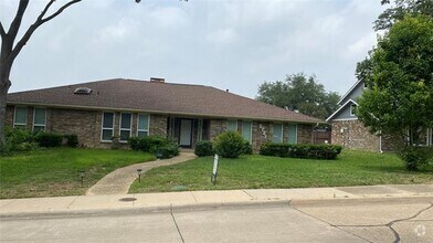 Building Photo - 2721 Timberleaf Dr