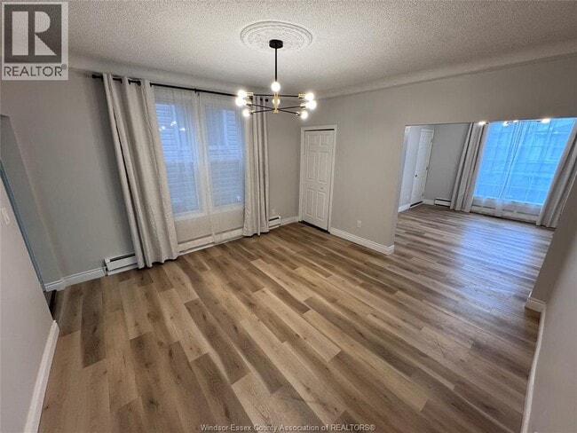 Building Photo - 454 Vera Pl