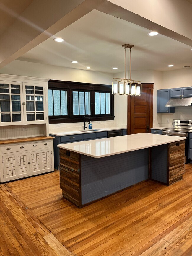 Foto del edificio - 4114 S 2nd St