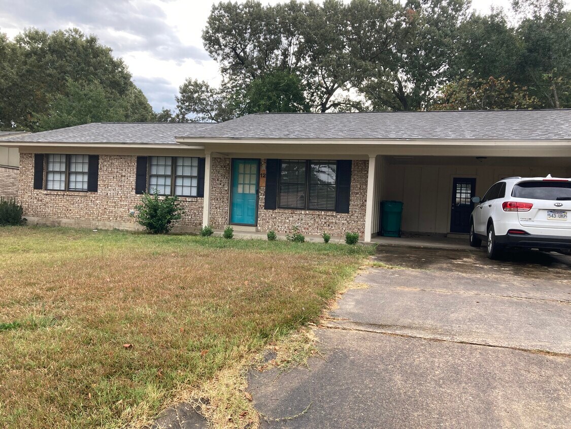 12 Tulip Dr, Texarkana, TX 75503 House Rental in Texarkana, TX