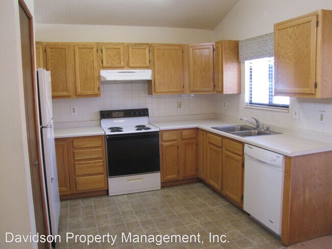Building Photo - 3 br, 3 bath House - 766 Rundle Ct