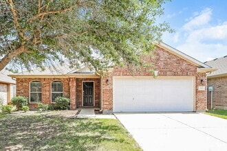 Building Photo - 1709 Heron Dr