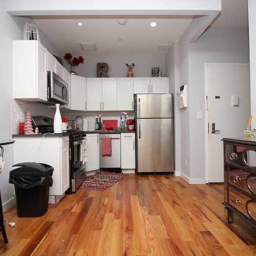 Foto del edificio - 453 Irving Ave