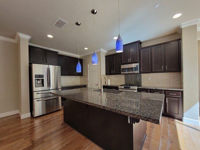 Foto del edificio - 1609 Bonanza Ln