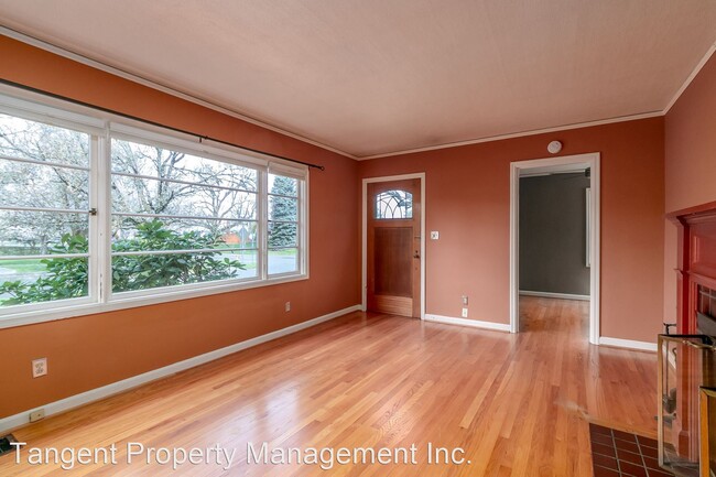 Foto del edificio - 2 br, 1 bath House - 6026 N. Willamette Bo...