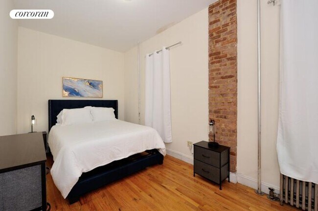Foto del edificio - 300 E 92nd St