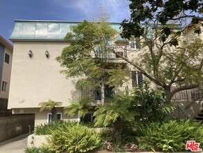 Building Photo - 1321 Euclid St