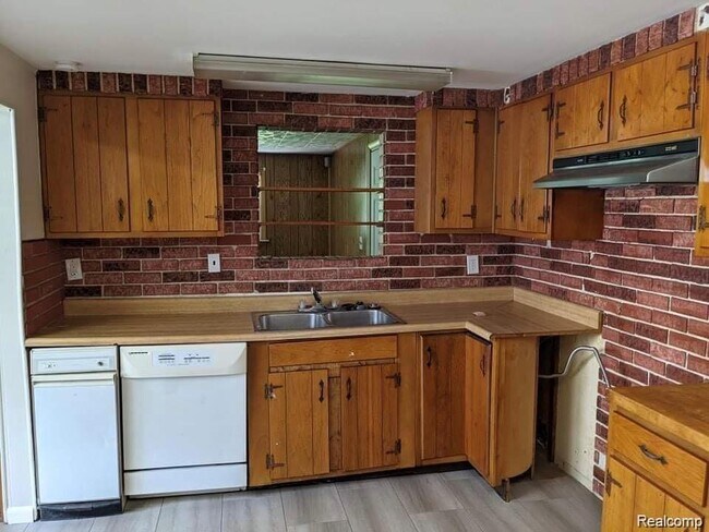 Foto del edificio - 7275 Cherokee St