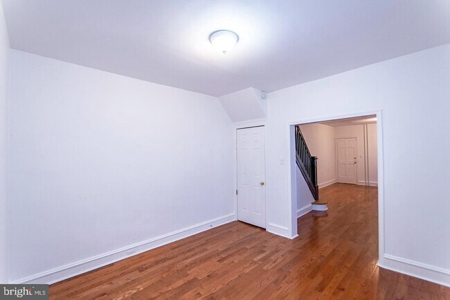 Foto del edificio - 2306 E Cambria St