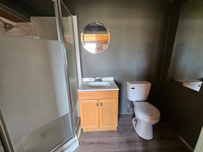 Building Photo - 1502 S College St