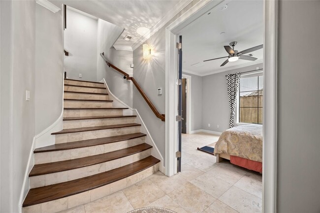 Building Photo - 328 Bomar St