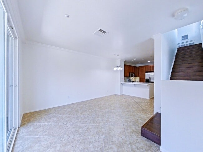Building Photo - Spacious 3-Bedroom Home in Prime San Diego Location