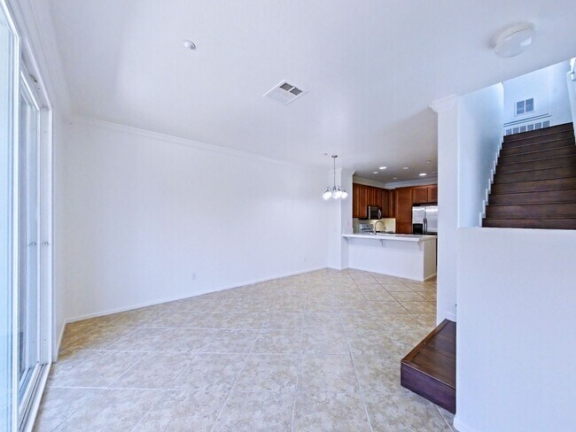 Foto del edificio - Spacious 3-Bedroom Home in Prime San Diego Location