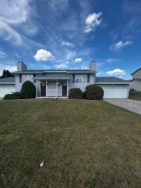 Foto del edificio - 2801-2803 Aquarius Rd