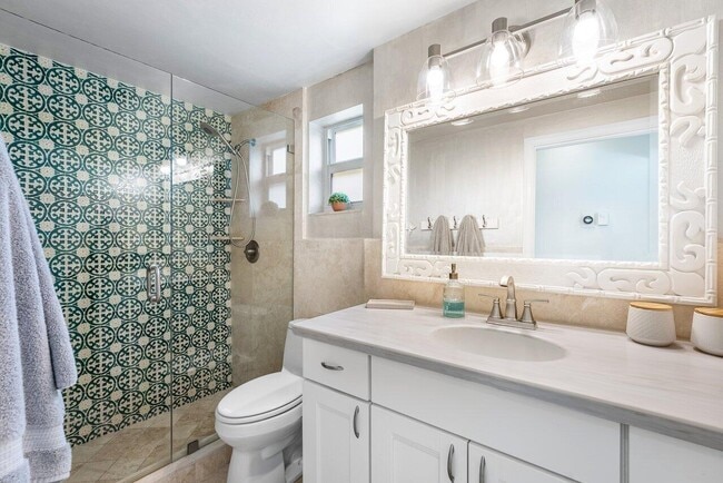 Foto del edificio - 1030 Langer Way