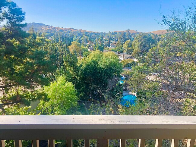 Foto del edificio - 4440 Eagle Peak Rd