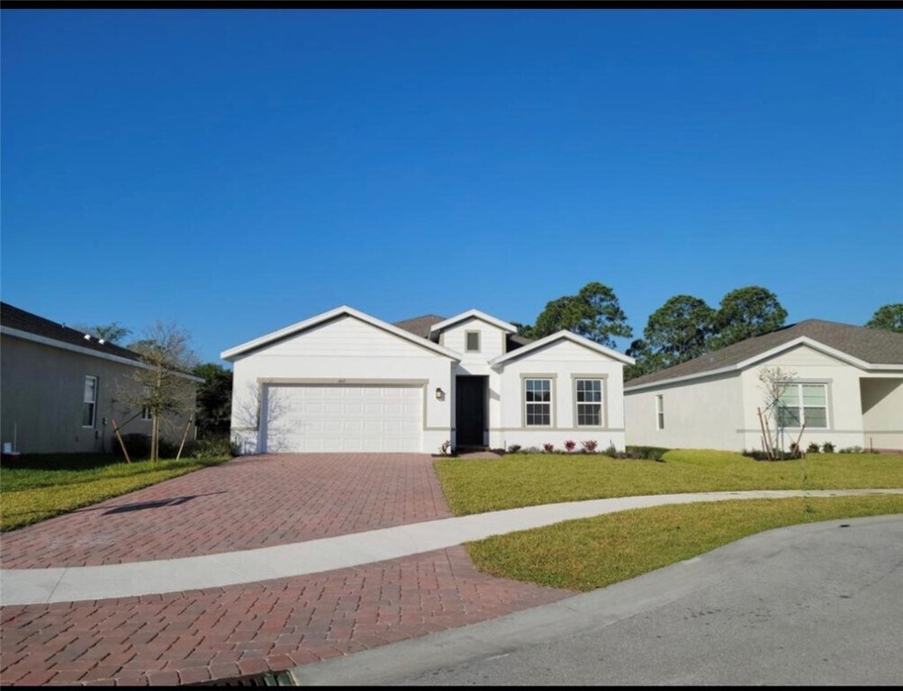 Foto principal - 4162 Keeson Cir