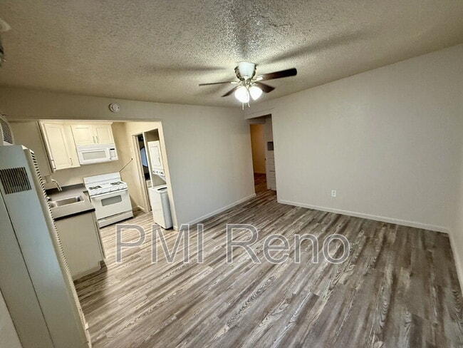 Foto del edificio - 1931 Valley Rd