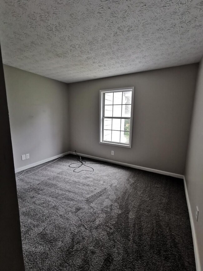 Building Photo - 9418 Cypress Ln