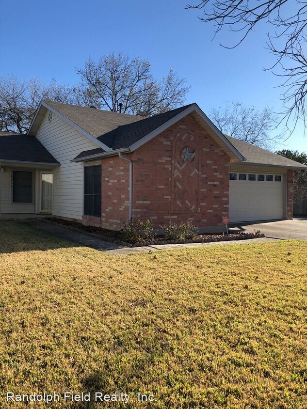 Primary Photo - 3 br, 2 bath House - 8214 SPRING TOWN ST