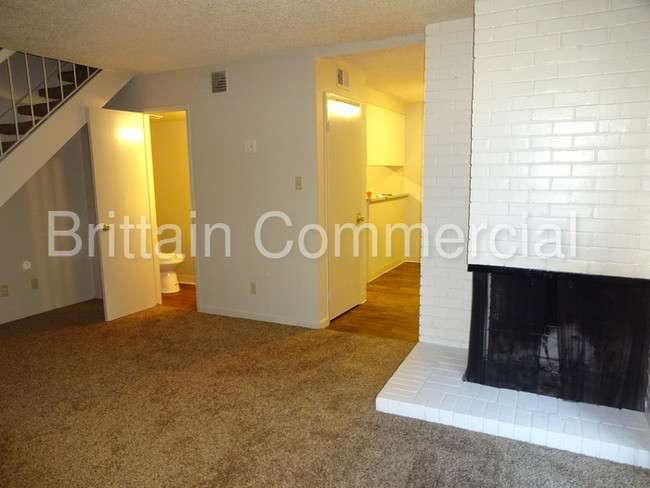 Building Photo - 2751 Don Juan Dr