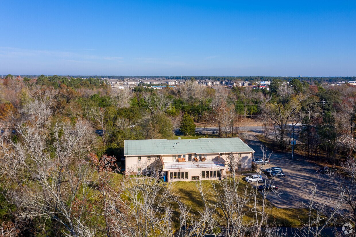 Aerial Photo - Fuselodge