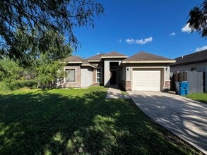 Building Photo - 4016 Calle Venezuela Building Photo - 4016 Calle Venezuela