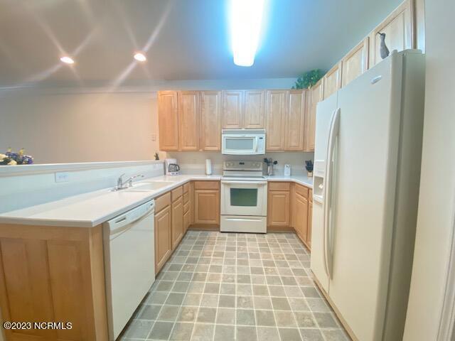 Foto del edificio - 395 S Crow Creek Dr