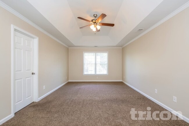 Building Photo - 1013 Chatsworth Ln