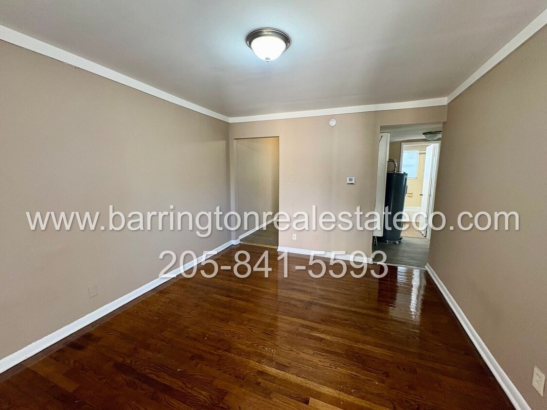 Building Photo - 817 Overton Ave