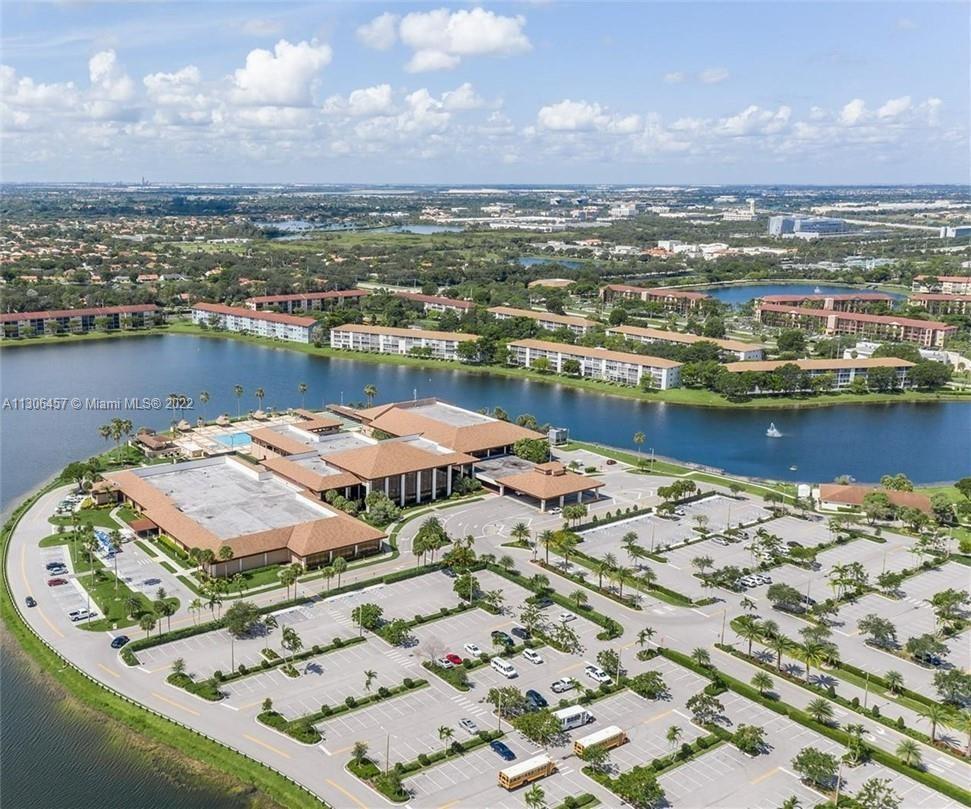 801 SW 133rd Terrace Unit 315K, Pembroke Pines, FL 33027 Condo for