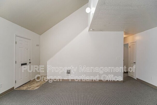 Foto del edificio - 3602 N Gantenbein Ave