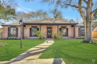 Building Photo - 1610 San Sebastian Ln