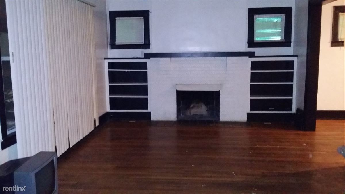 Primary Photo - 3 br, 1 bath House - 9950 Bordeau St