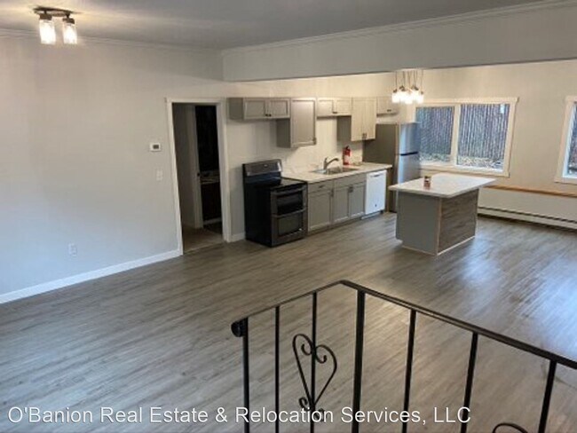 Building Photo - 2 br, 1 bath House - 1231 W 47th Avenue Un...