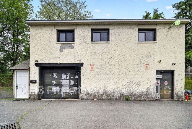 Foto del edificio - 172-252-252 Scotch Rd