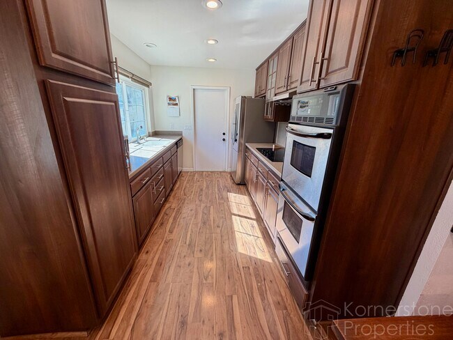 Foto del edificio - 6926 Monte Verde Dr