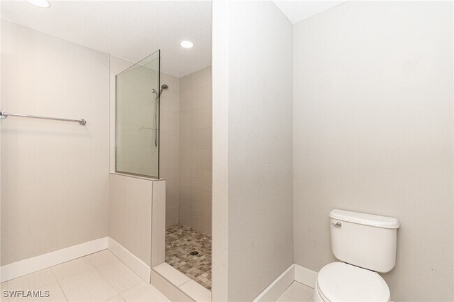 Foto del edificio - 4645 SE 11th Pl