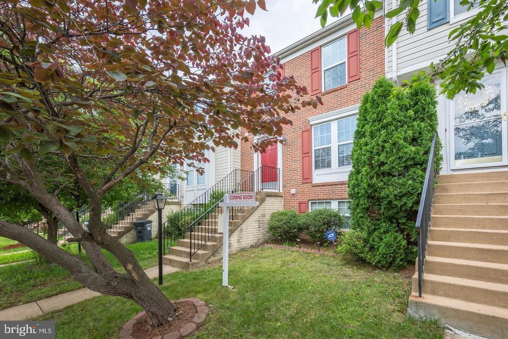 16873 Toms River Loop, Dumfries, VA 22026 Townhome Rentals in