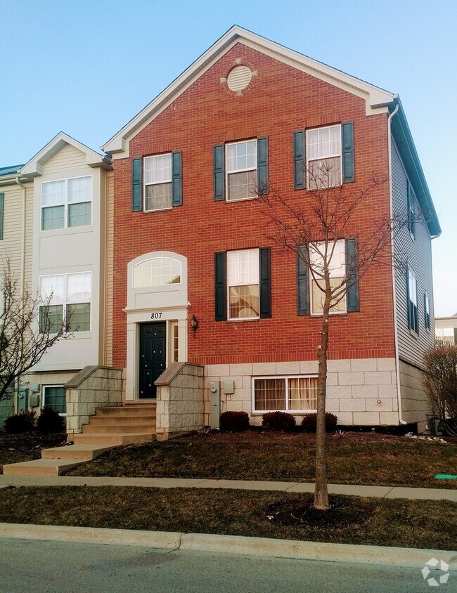 Building Photo - 807 Brodhead Dr