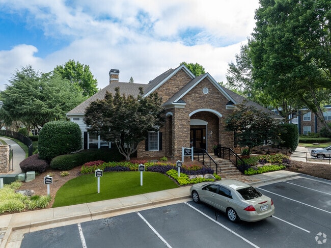 Leasing Office - Bell Alpharetta