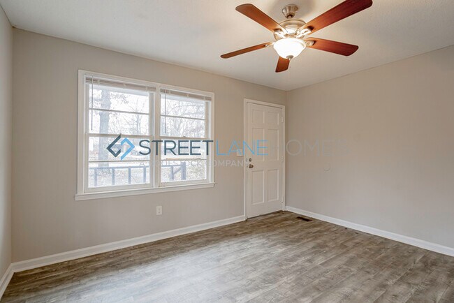Building Photo - 123 Knowlandwood Cir