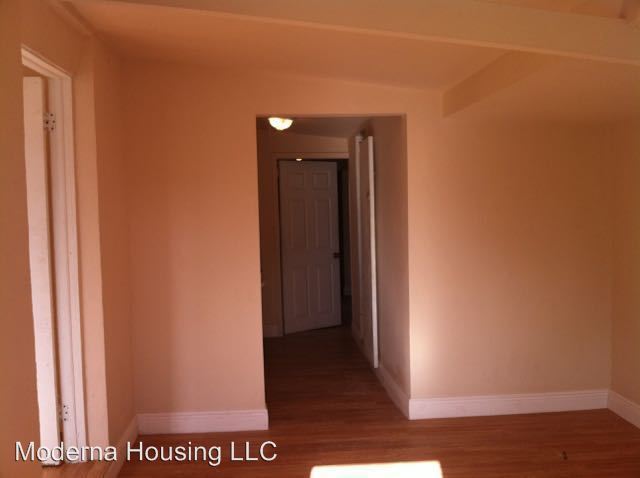 Building Photo - 2390 NW 35th St