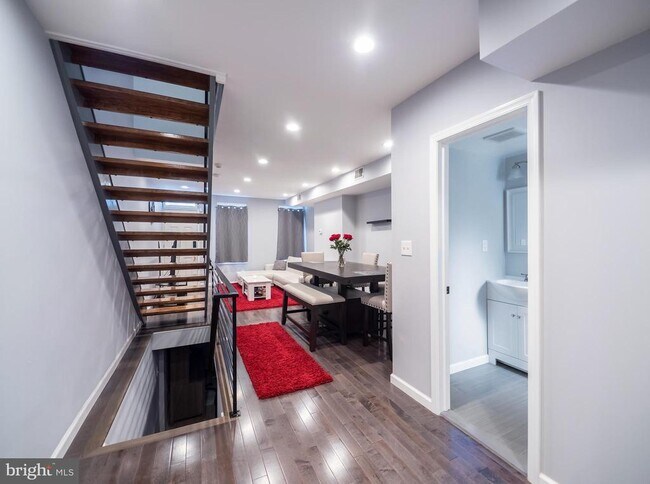 Foto del edificio - 2217 Sears St