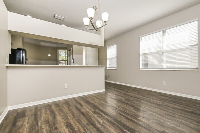 Building Photo - 6154 Kiteridge Dr