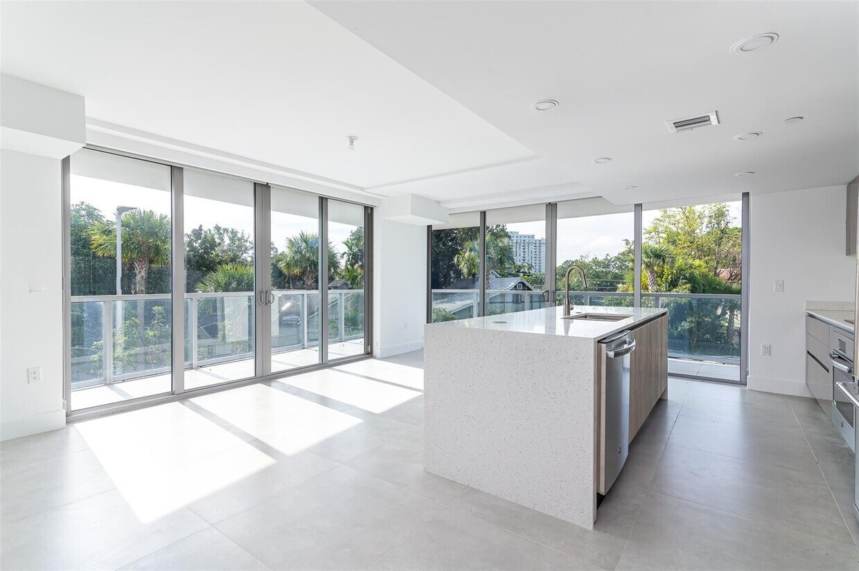 Foto principal - 13800 Highland