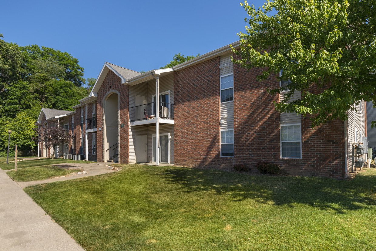 Primary Photo - Tree Top Ridge Apartments