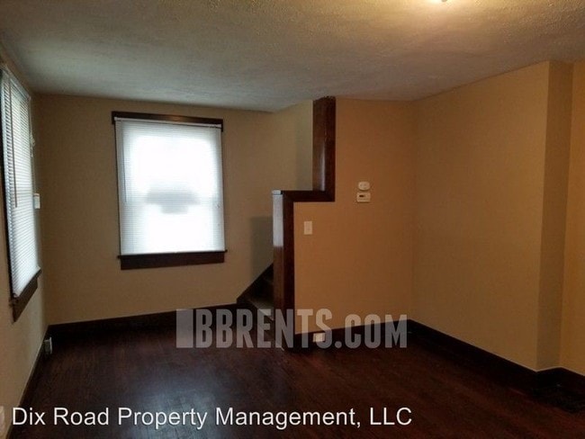 Building Photo - 3 br, 1 bath House - 914 Chelsea Avenue,